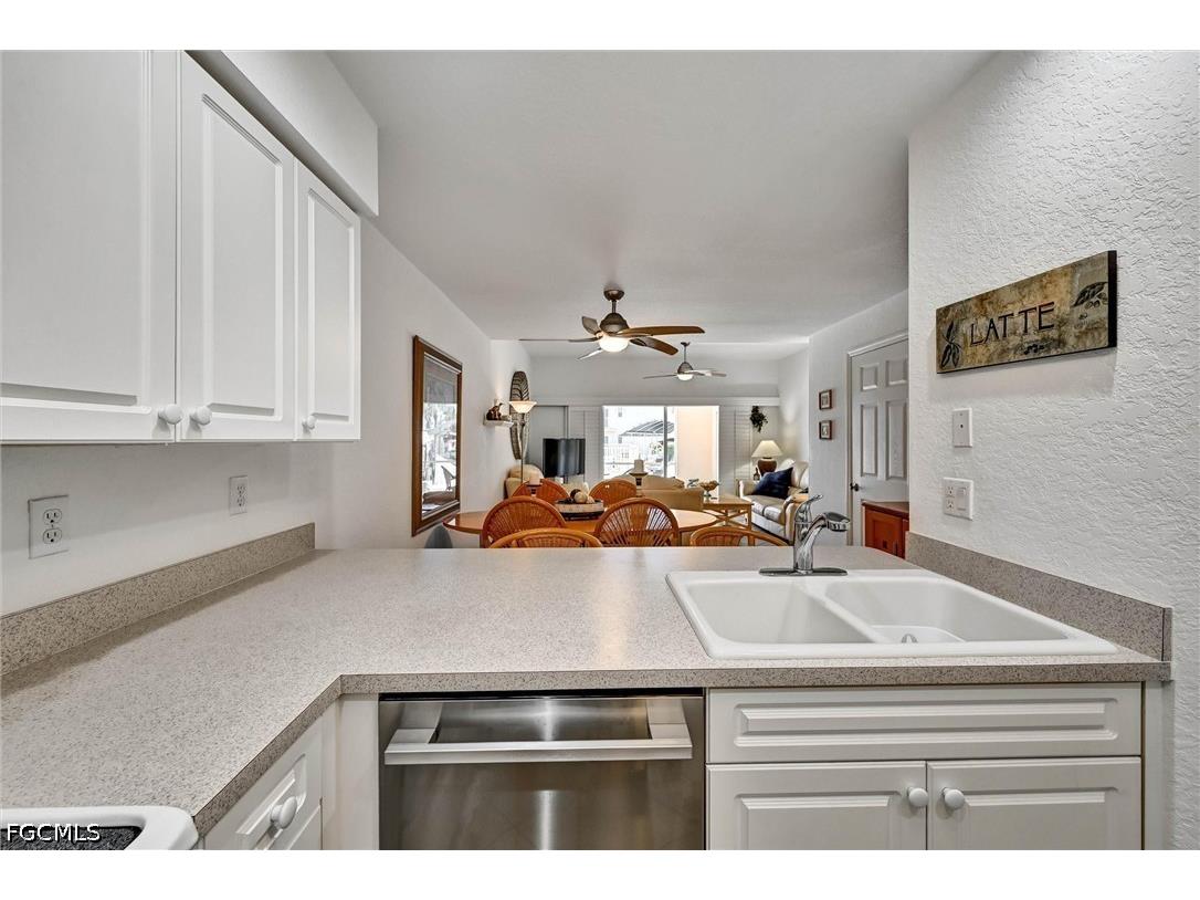 732 Victoria Drive #4 Cape Coral FL 33904 2026021366 image17
