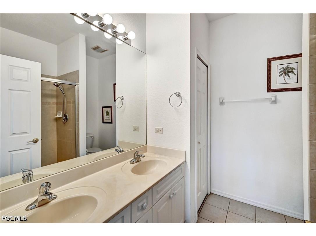 732 Victoria Drive #4 Cape Coral FL 33904 2026021366 image32