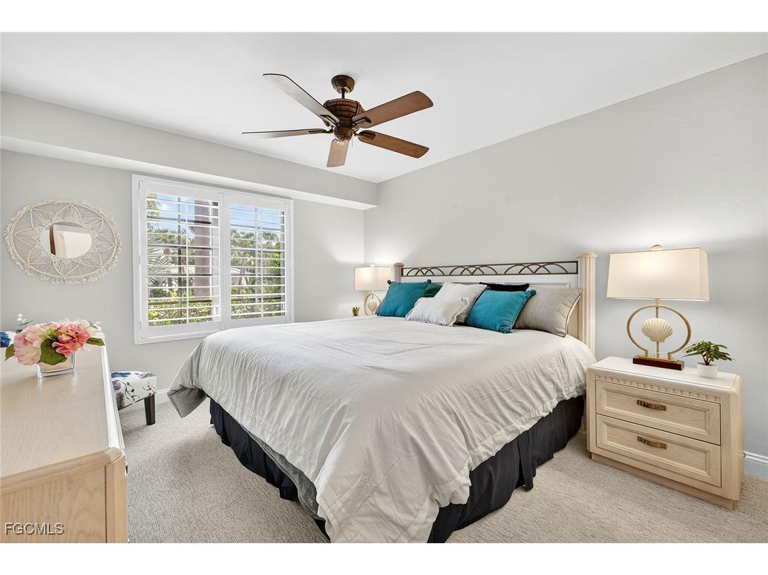 732 Windlass Way Sanibel FL 33957 2025016277 image31