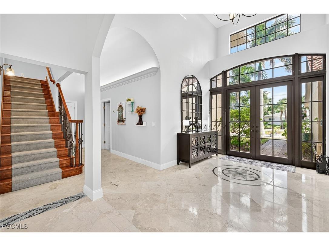 732 Windlass Way Sanibel FL 33957 2025016277 image4