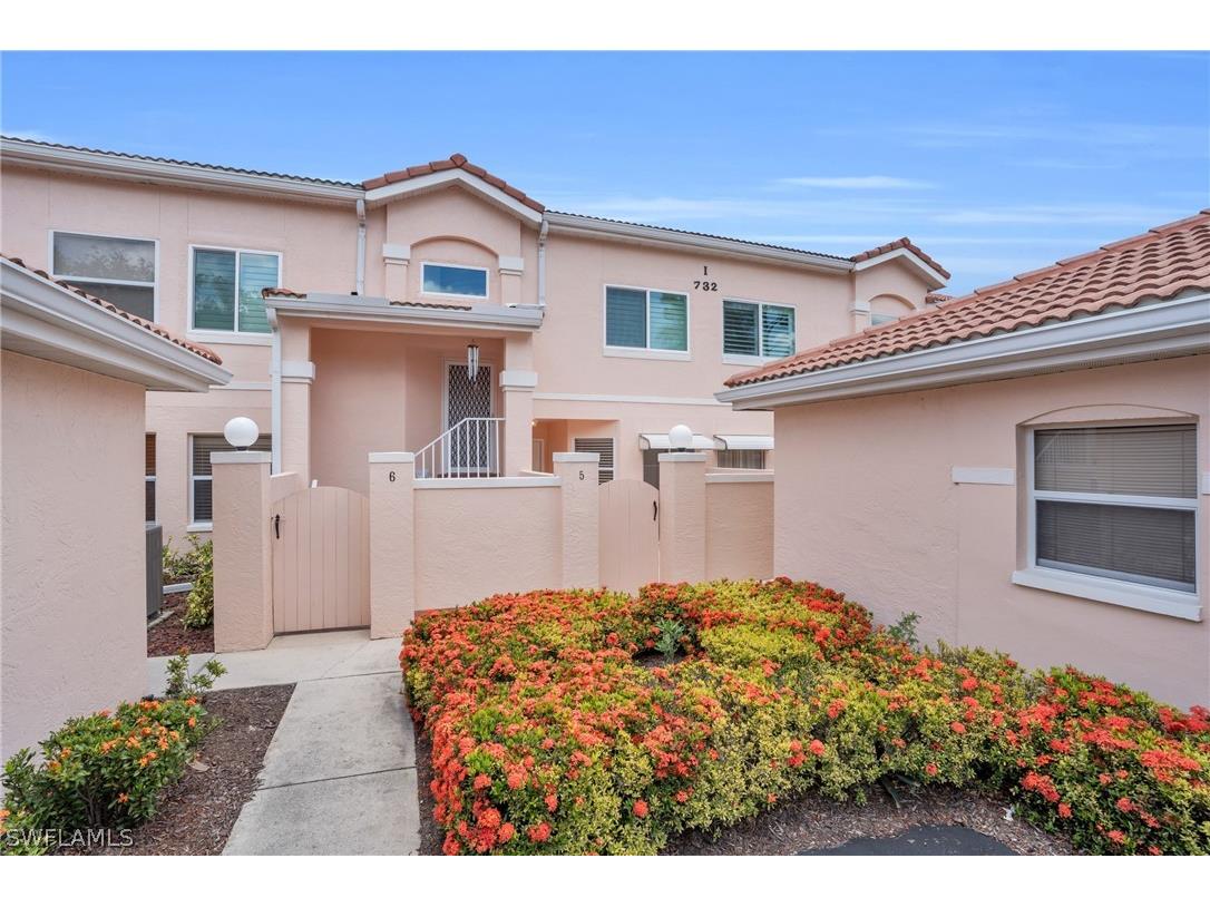 732 Woodshire Lane #I5 Naples FL 34105 224051147 image1