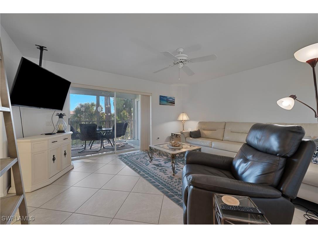 7320 Glenmoor Lane #2203 Naples FL 34104 225081268 image4