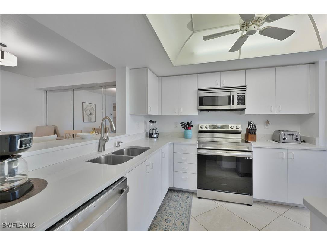 7320 Glenmoor Lane #2203 Naples FL 34104 225081268 image5