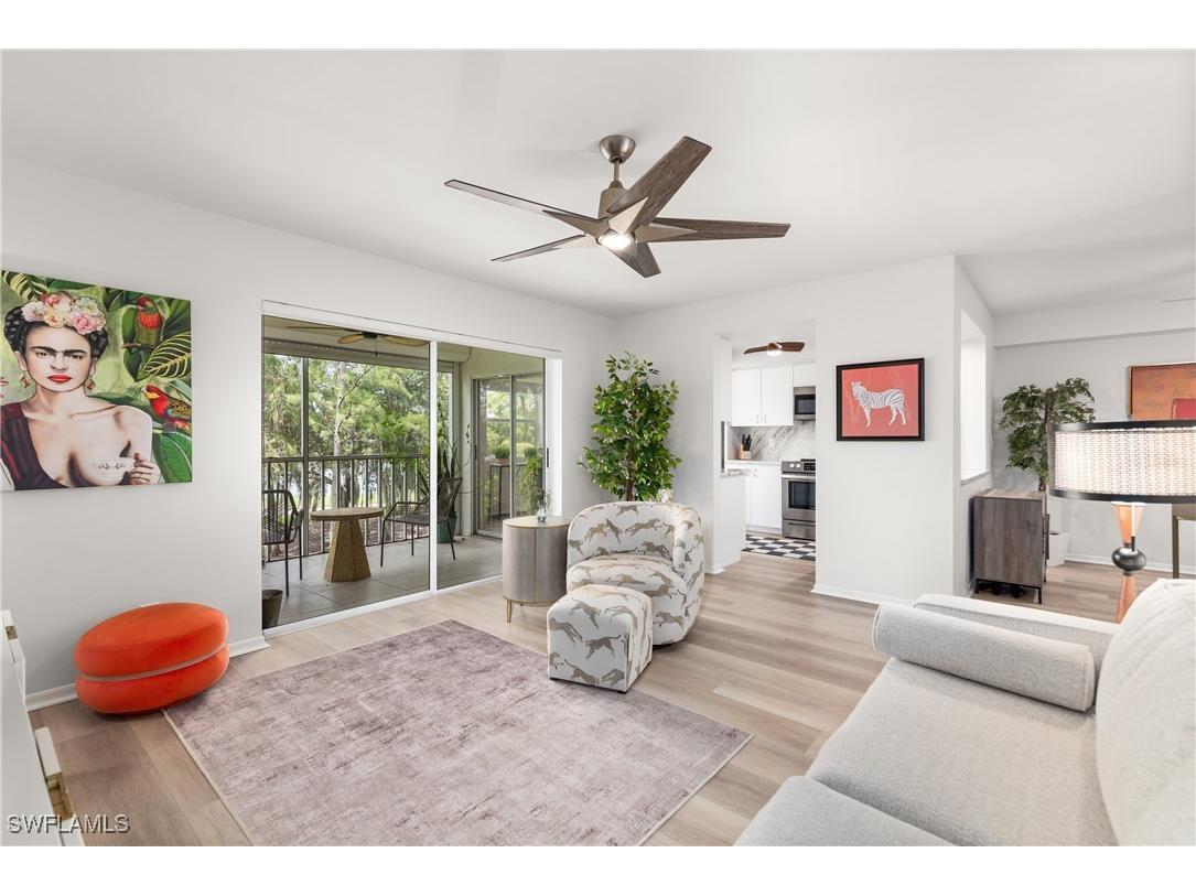 7320 Glenmoor Lane #2205 Naples FL 34104 224105392 image1