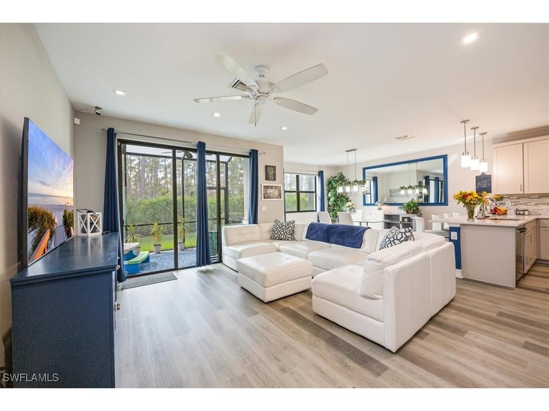 7320 Rockefeller Drive Naples FL 34119 224088725 image1