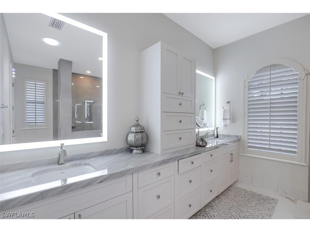 7323 Acorn Way Naples FL 34119 226006992 image13