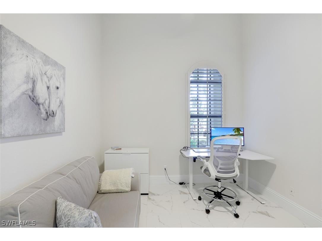 7323 Acorn Way Naples FL 34119 226006992 image17