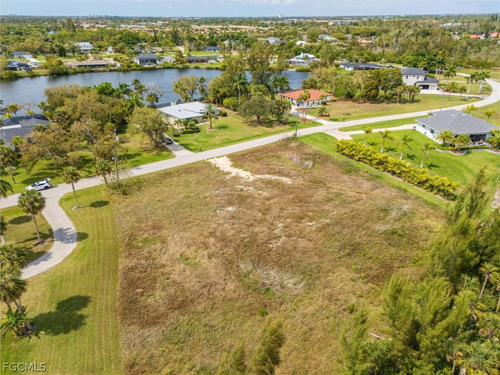 7324 Lake Drive Fort Myers FL 33908 2026012739 image6