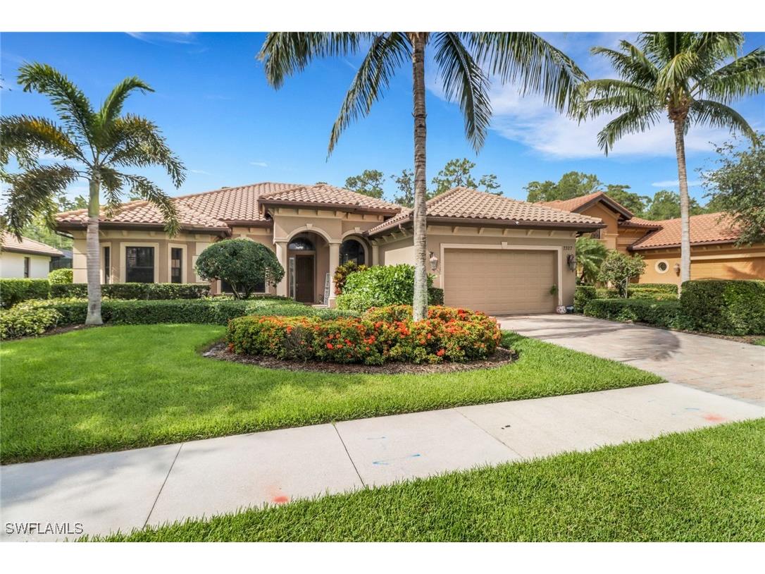 7327 Acorn Way Naples FL 34119 225054647 image1