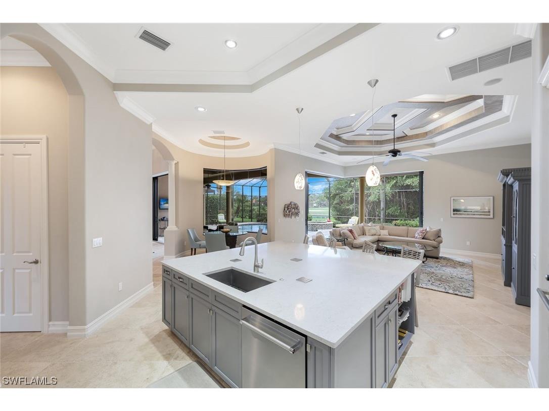 7329 Hagen Way Naples FL 34113 223085062 image1