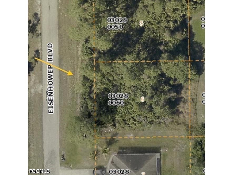733/735 Eisenhower Boulevard Lehigh Acres FL 33974 2026019800 image2