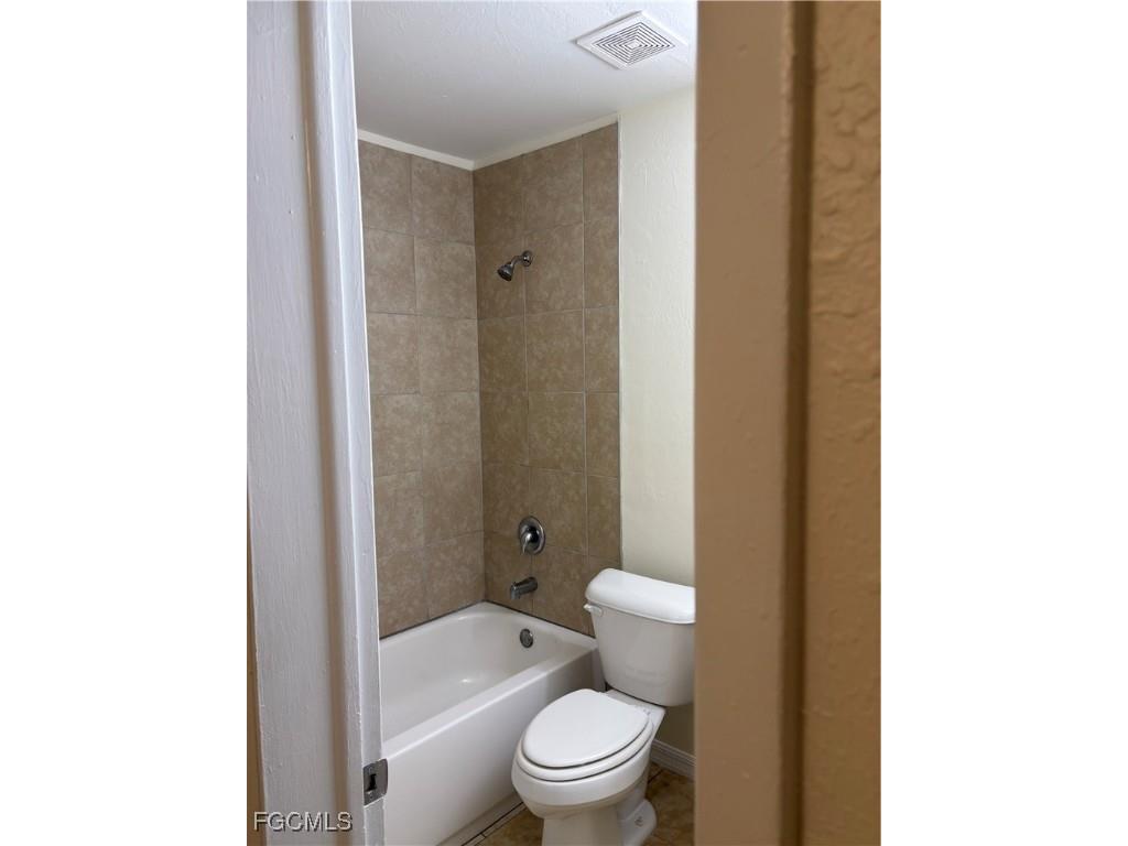 733/735 Gilbert Avenue S Lehigh Acres FL 33973 2025017455 image16