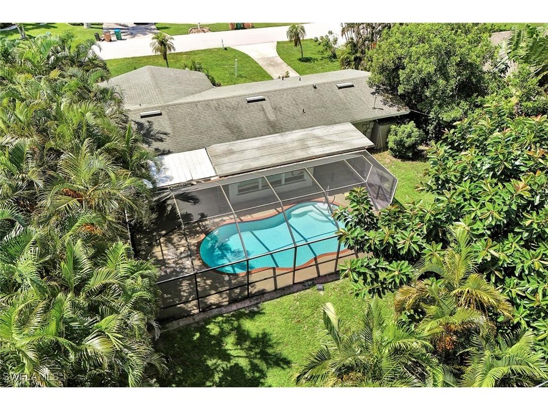 733 Sesame Court Cape Coral FL 33904 224053899 image1