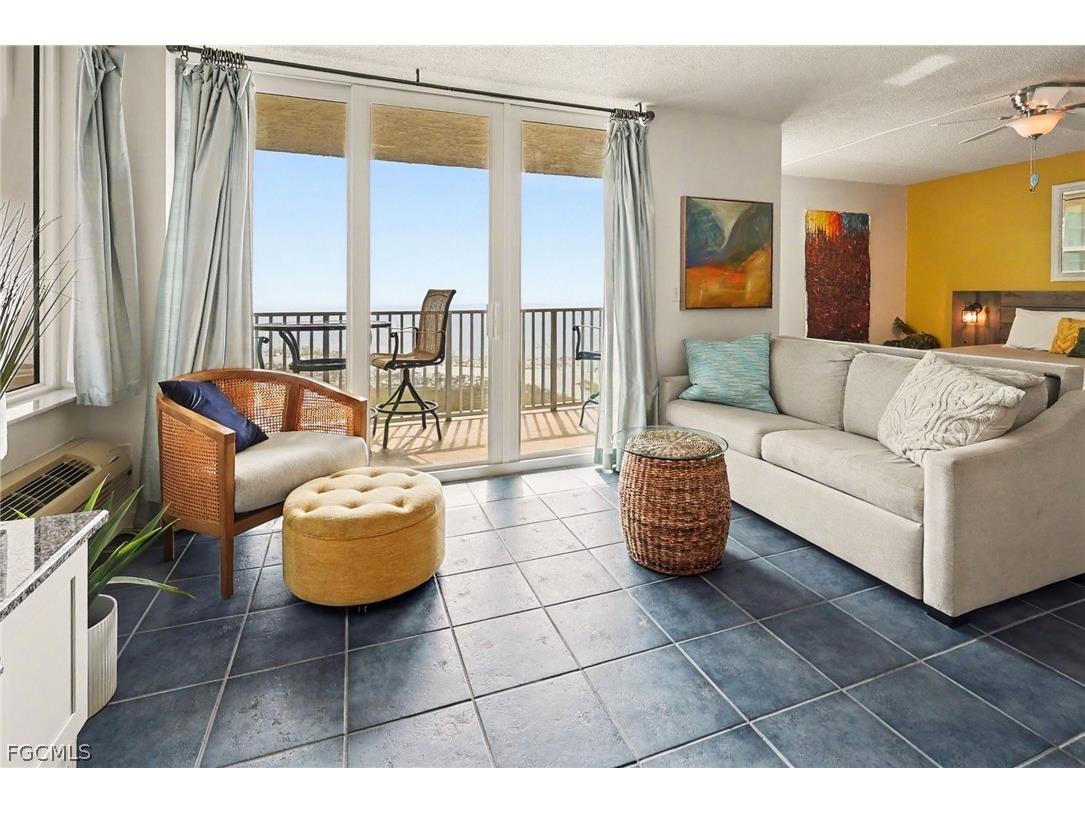 7330 Estero Boulevard #202 Fort Myers Beach FL 33931 2026010555 image1