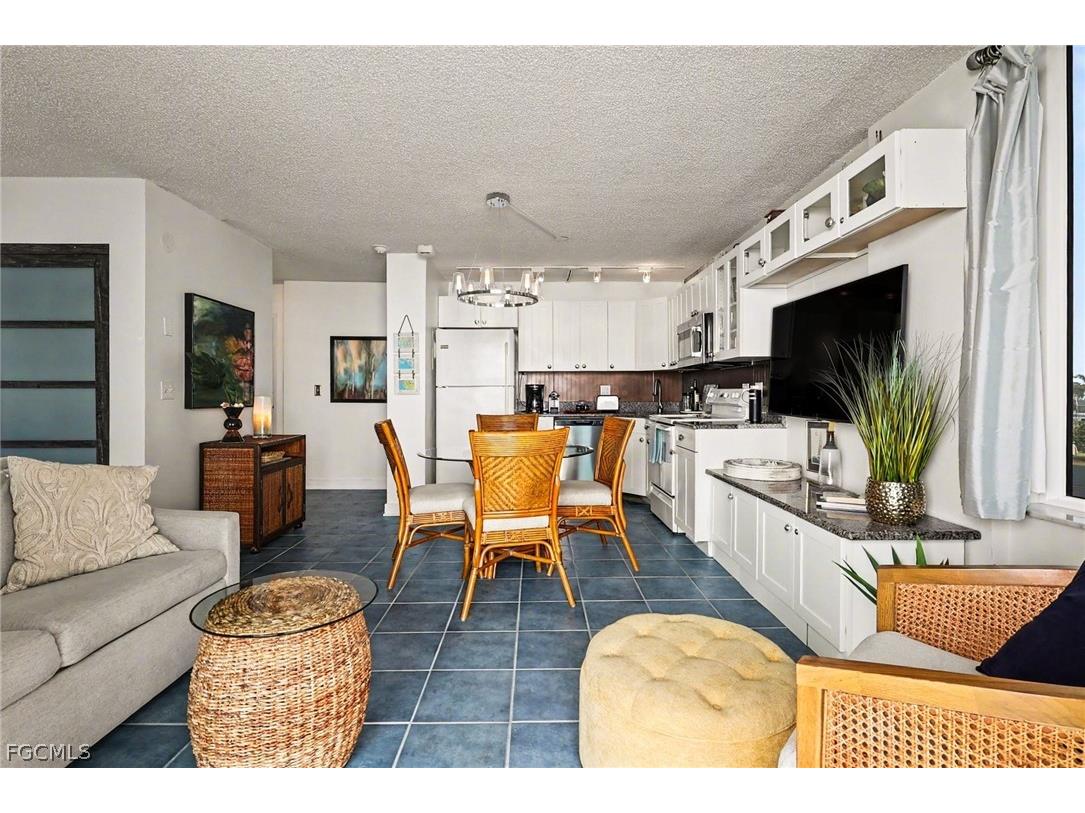 7330 Estero Boulevard #202 Fort Myers Beach FL 33931 2026010555 image2