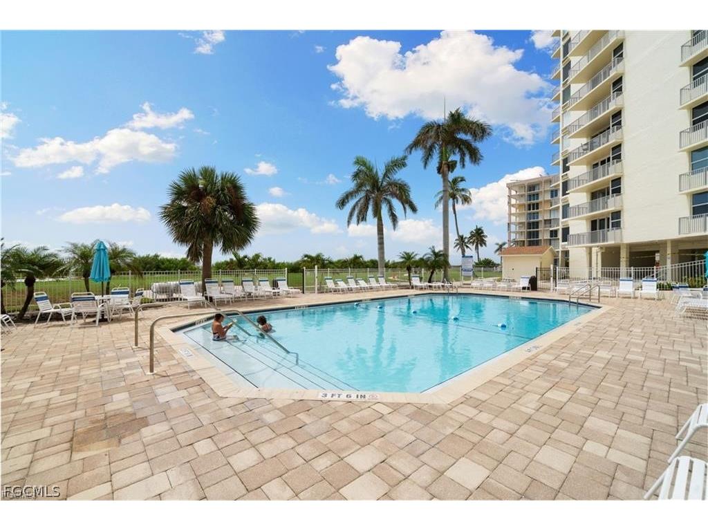 7330 Estero Boulevard #301 Fort Myers Beach FL 33931 2026012446 image8