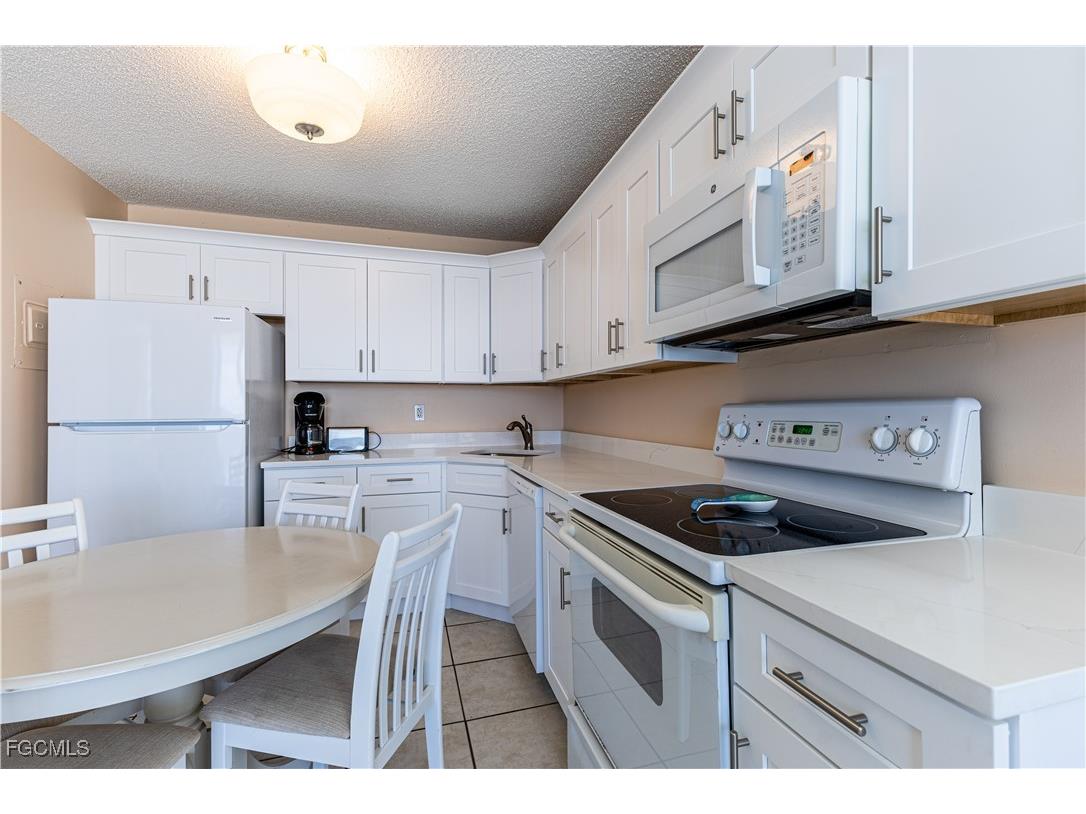 7330 Estero Boulevard #502 Fort Myers Beach FL 33931 2025013234 image9