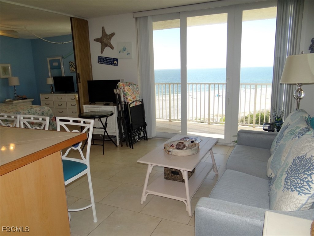  Fort Myers Beach FL 33931 2026001325 image4