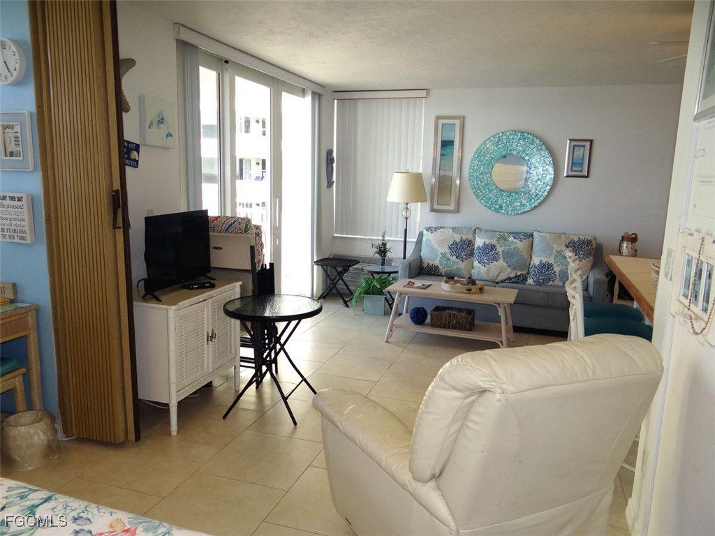  Fort Myers Beach FL 33931 2026001325 image7