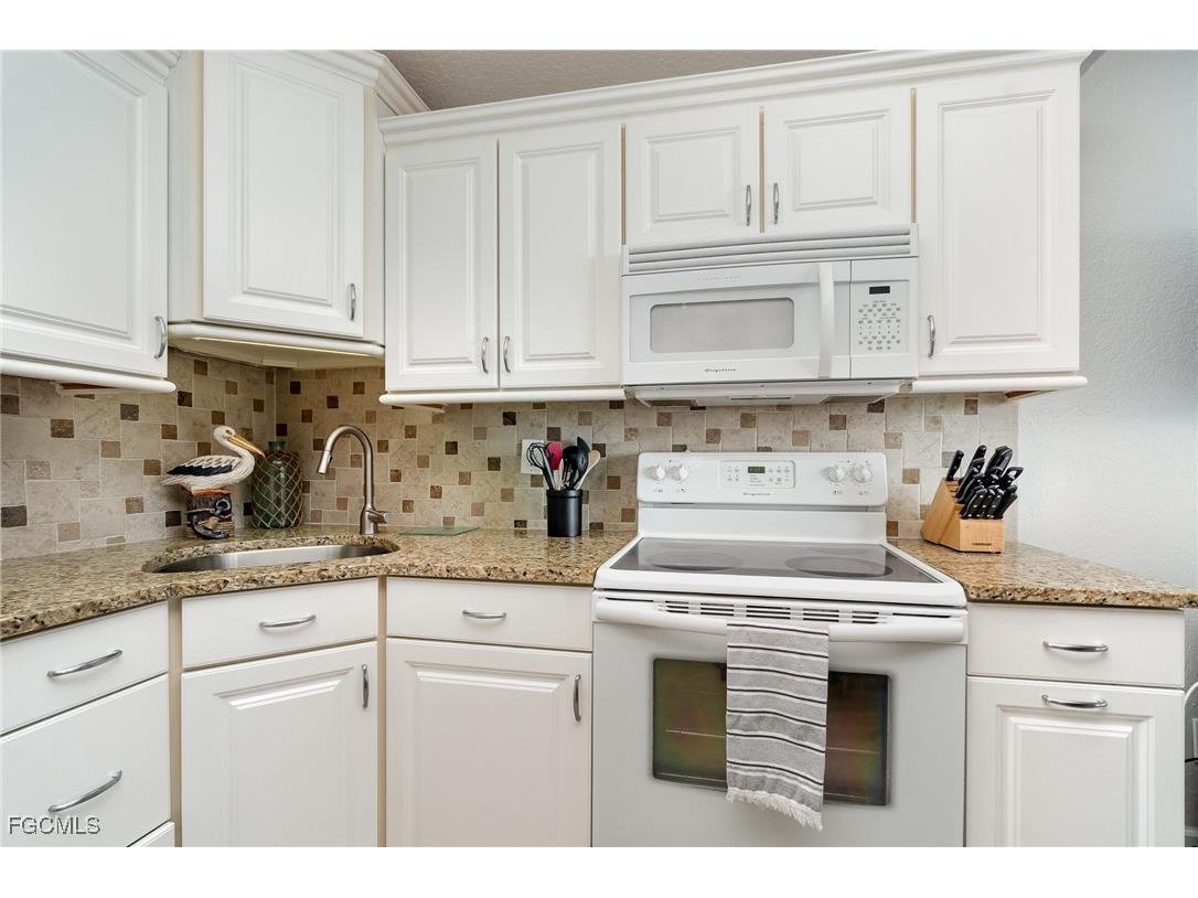 7330 Estero Boulevard #906 Fort Myers Beach FL 33931 2025020762 image5