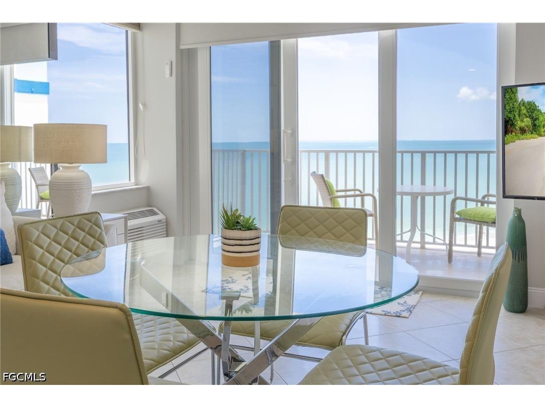 7330 Estero Boulevard #PH4 Fort Myers Beach FL 33931 2026019544 image1