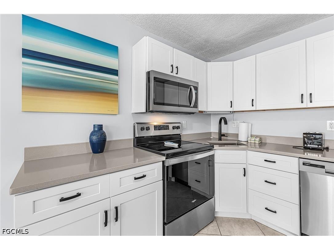 7330 Estero Boulevard #PH4 Fort Myers Beach FL 33931 2026019544 image10