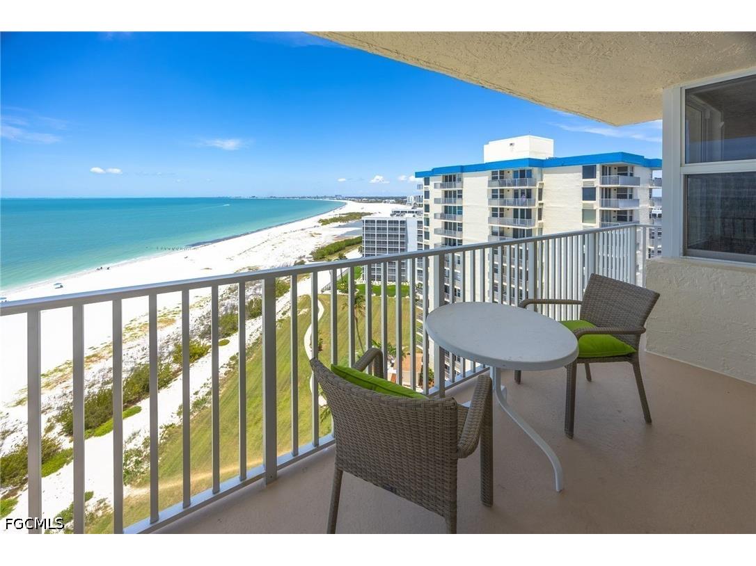 7330 Estero Boulevard #PH4 Fort Myers Beach FL 33931 2026019544 image20