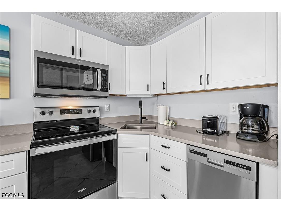 7330 Estero Boulevard #PH4 Fort Myers Beach FL 33931 2026019544 image9