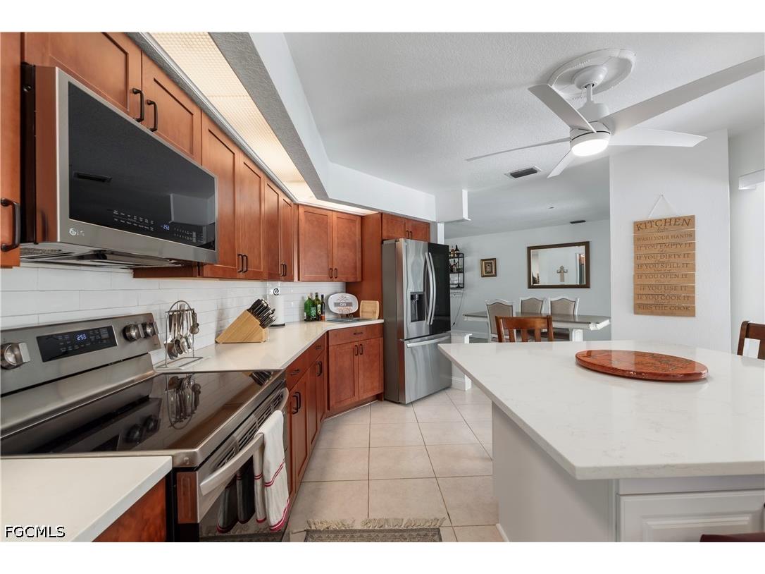 7332 Sean Lane North Fort Myers FL 33917 2026017629 image16