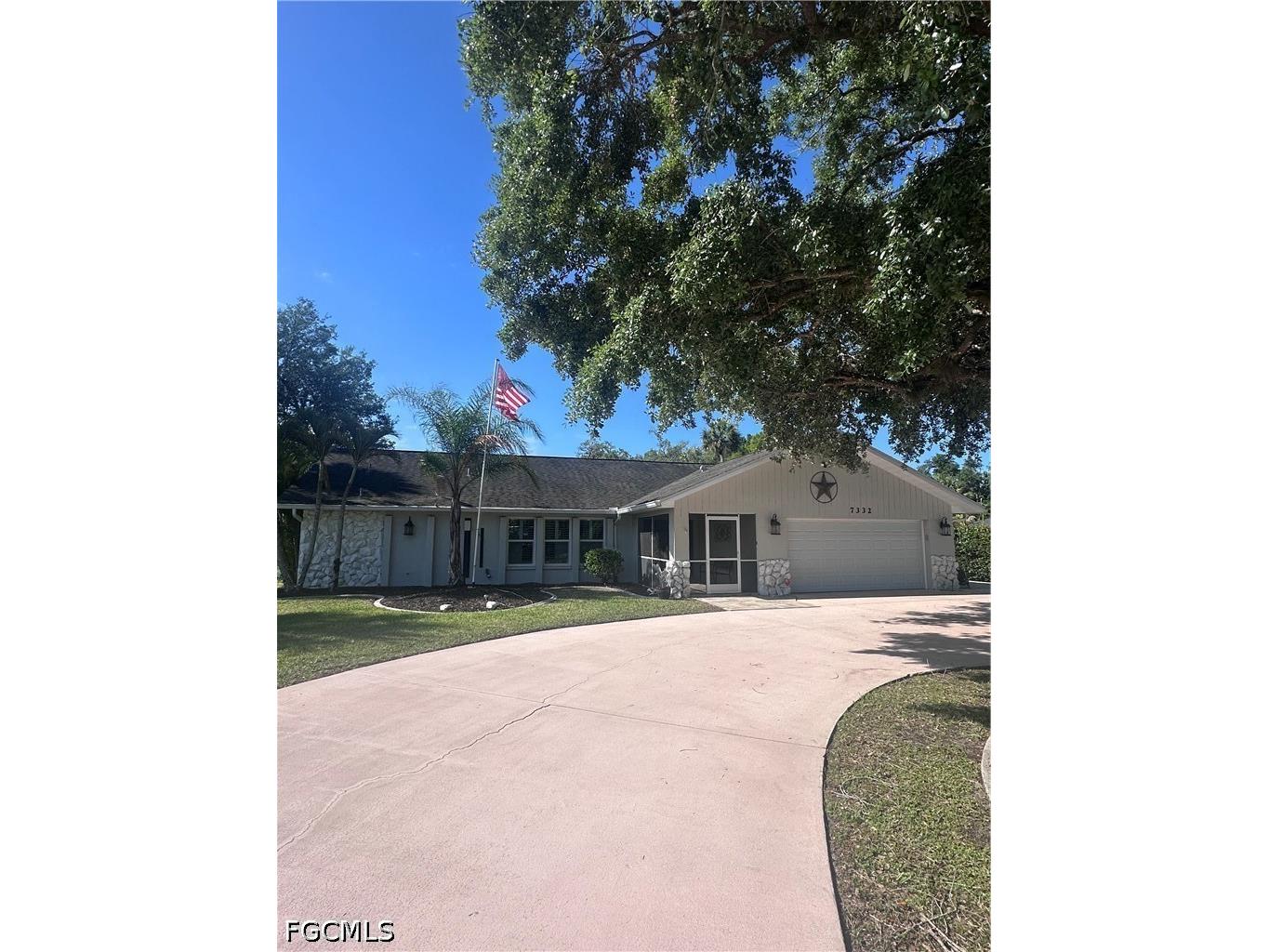 7332 Sean Lane North Fort Myers FL 33917 2026017629 image2