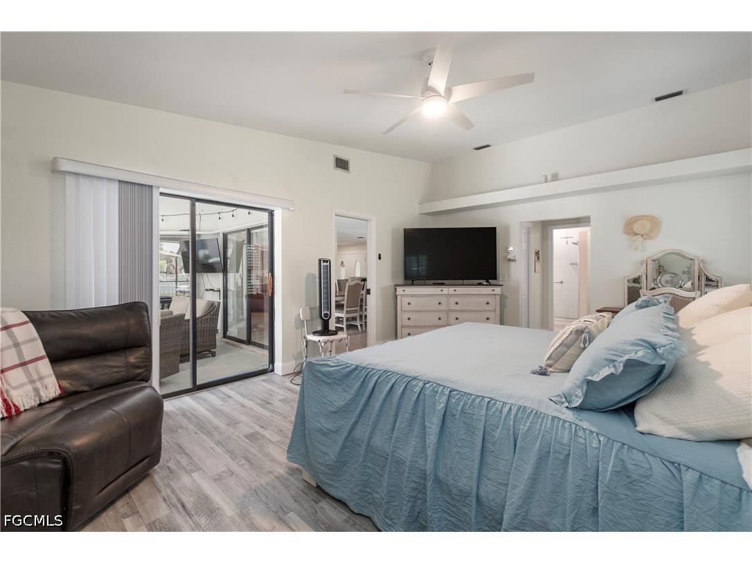 7332 Sean Lane North Fort Myers FL 33917 2026017629 image23