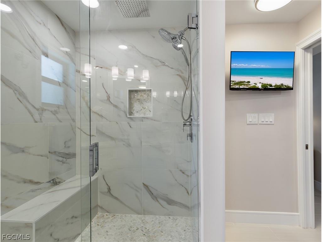 7337 Lake Drive Fort Myers FL 33908 2026009630 image26