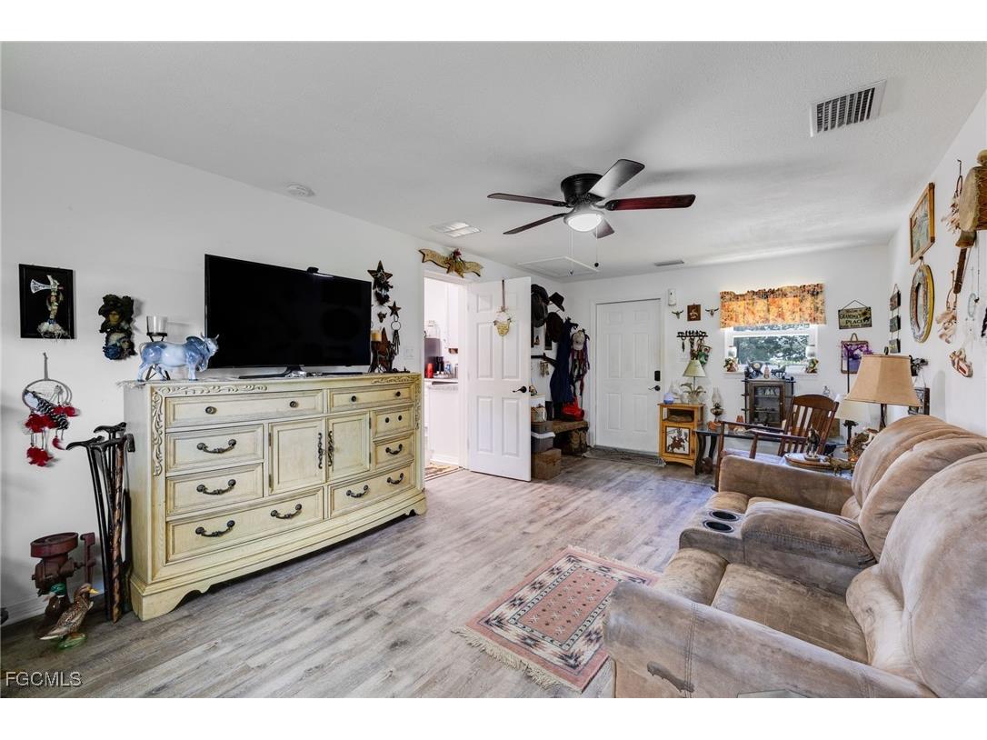 7339 Us Hwy 27 Venus FL 33960 2025011475 image14