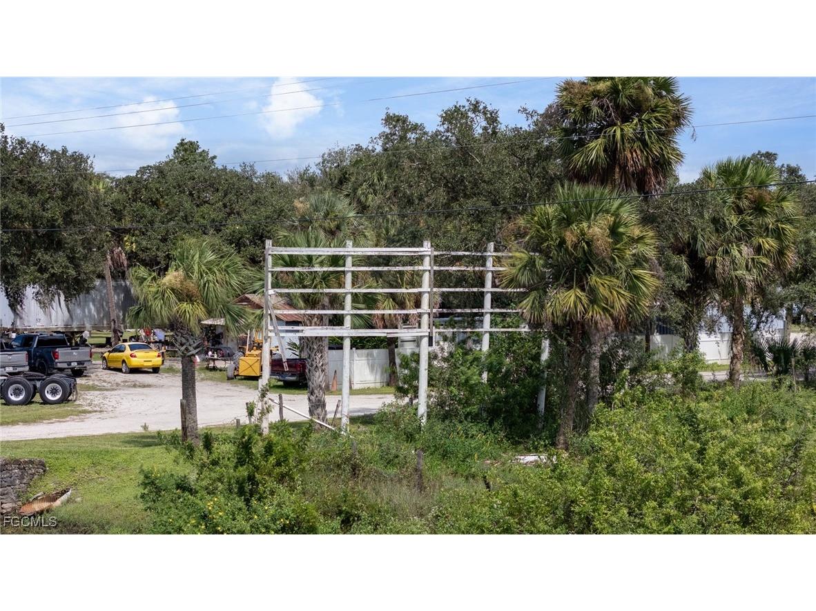 7339 Us Hwy 27 Venus FL 33960 2025011475 image19