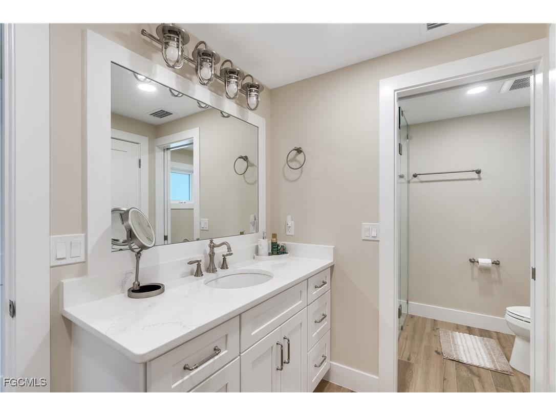 734 Sand Dollar Drive Sanibel FL 33957 2025020027 image12