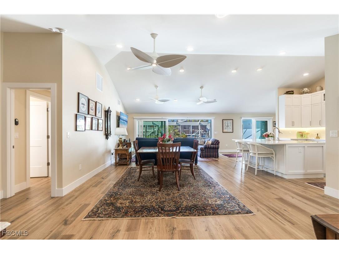 734 Sand Dollar Drive Sanibel FL 33957 2025020027 image14