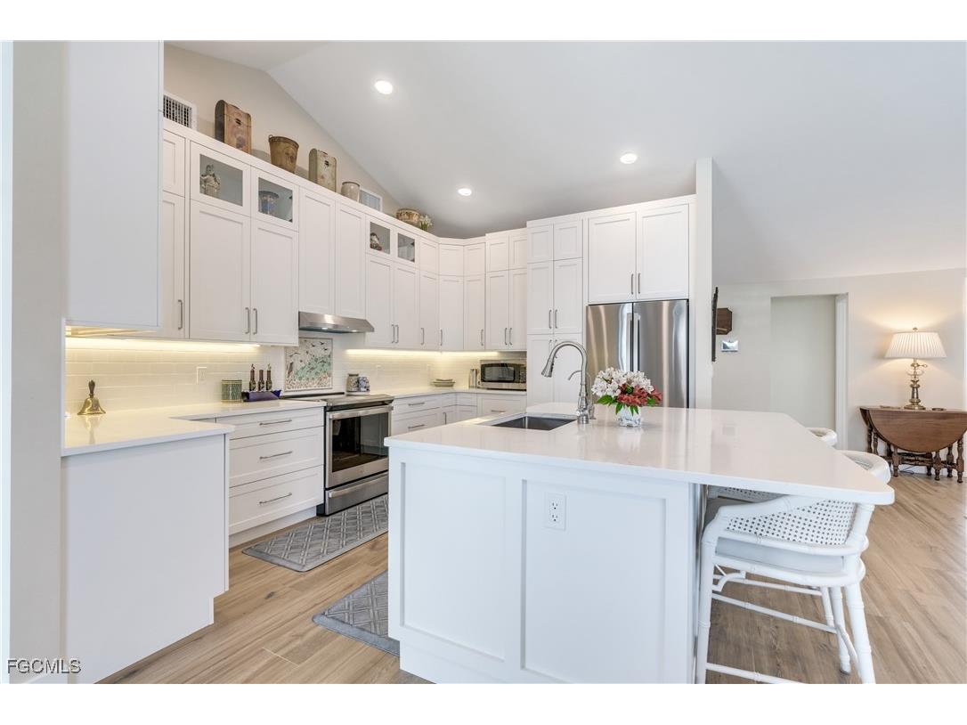 734 Sand Dollar Drive Sanibel FL 33957 2025020027 image17