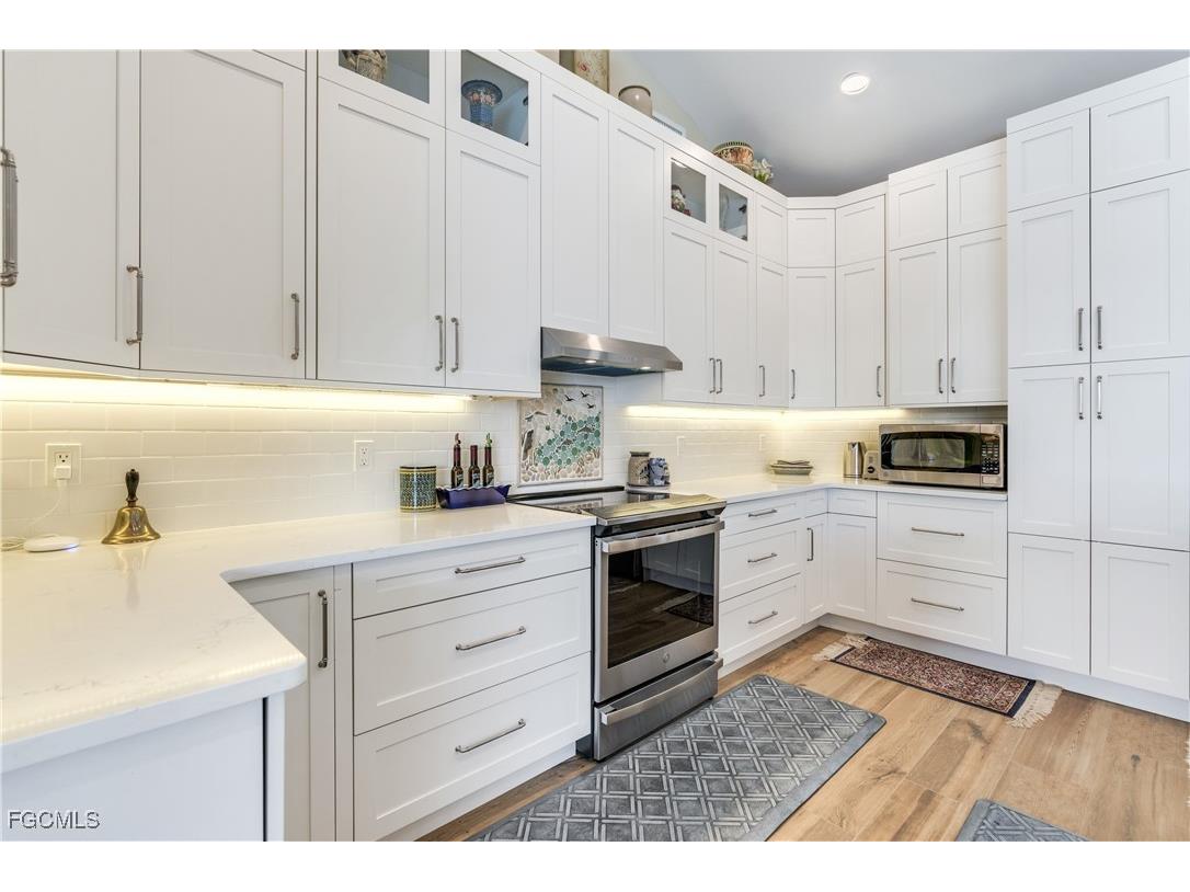 734 Sand Dollar Drive Sanibel FL 33957 2025020027 image18