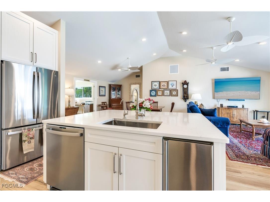 734 Sand Dollar Drive Sanibel FL 33957 2025020027 image19