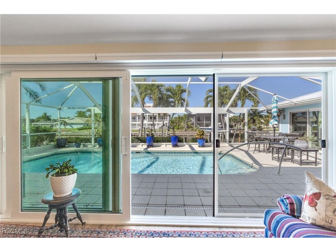 734 Sand Dollar Drive Sanibel FL 33957 2025020027 image35