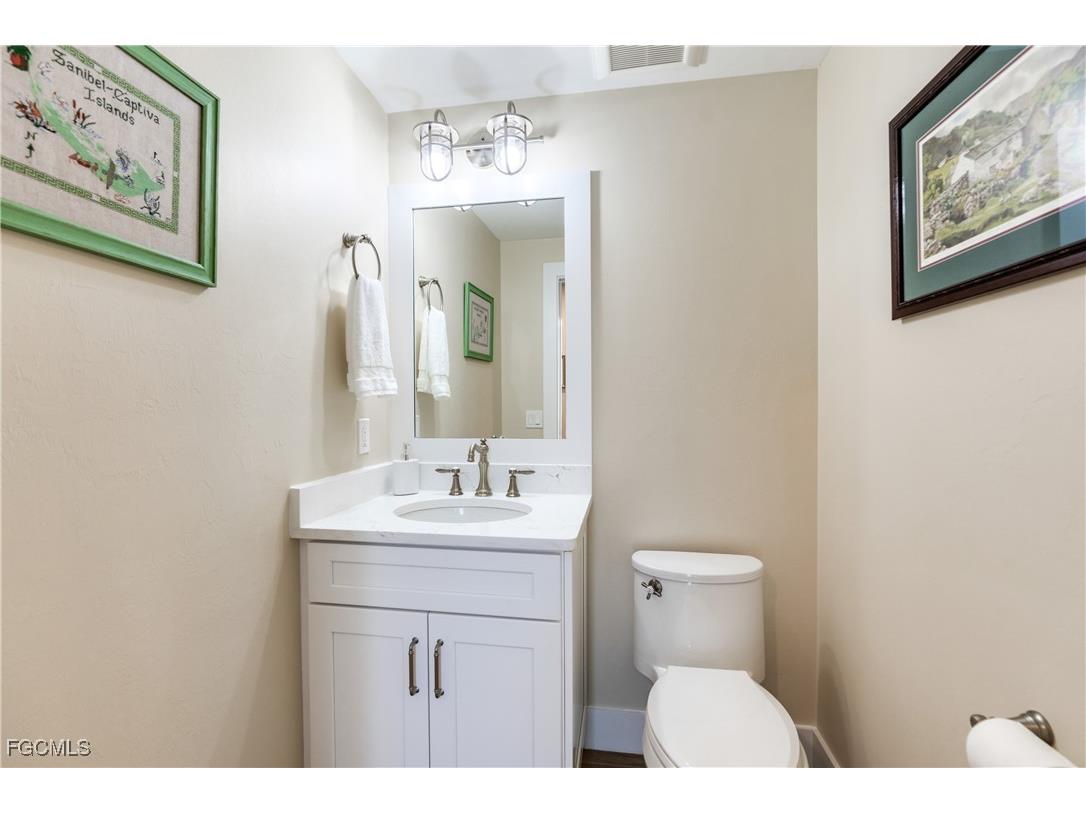 734 Sand Dollar Drive Sanibel FL 33957 2025020027 image39