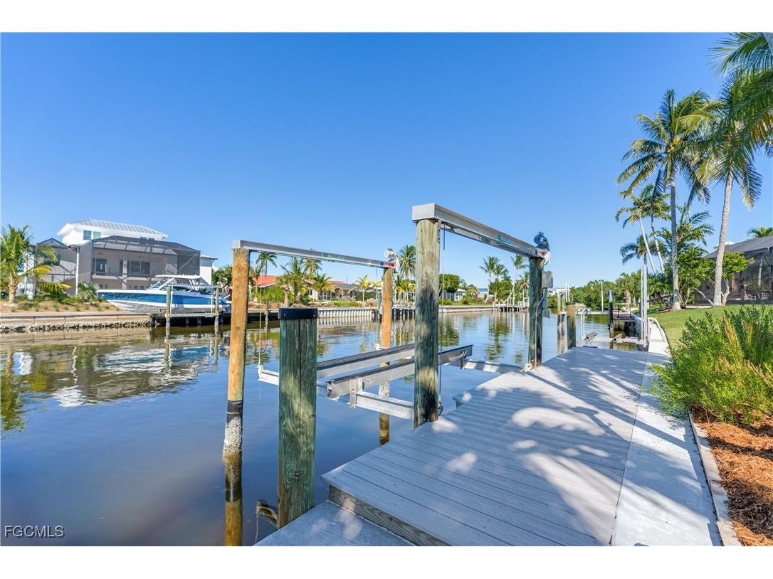 734 Sand Dollar Drive Sanibel FL 33957 2025020027 image42