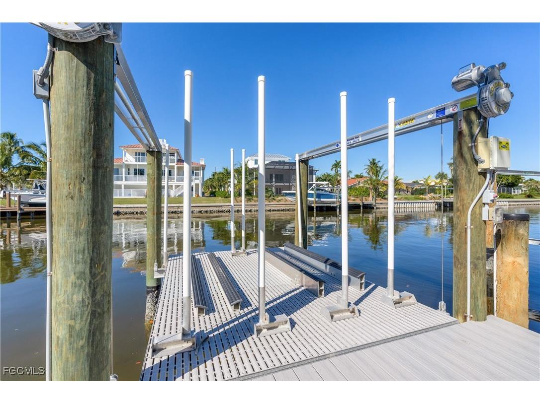 734 Sand Dollar Drive Sanibel FL 33957 2025020027 image43