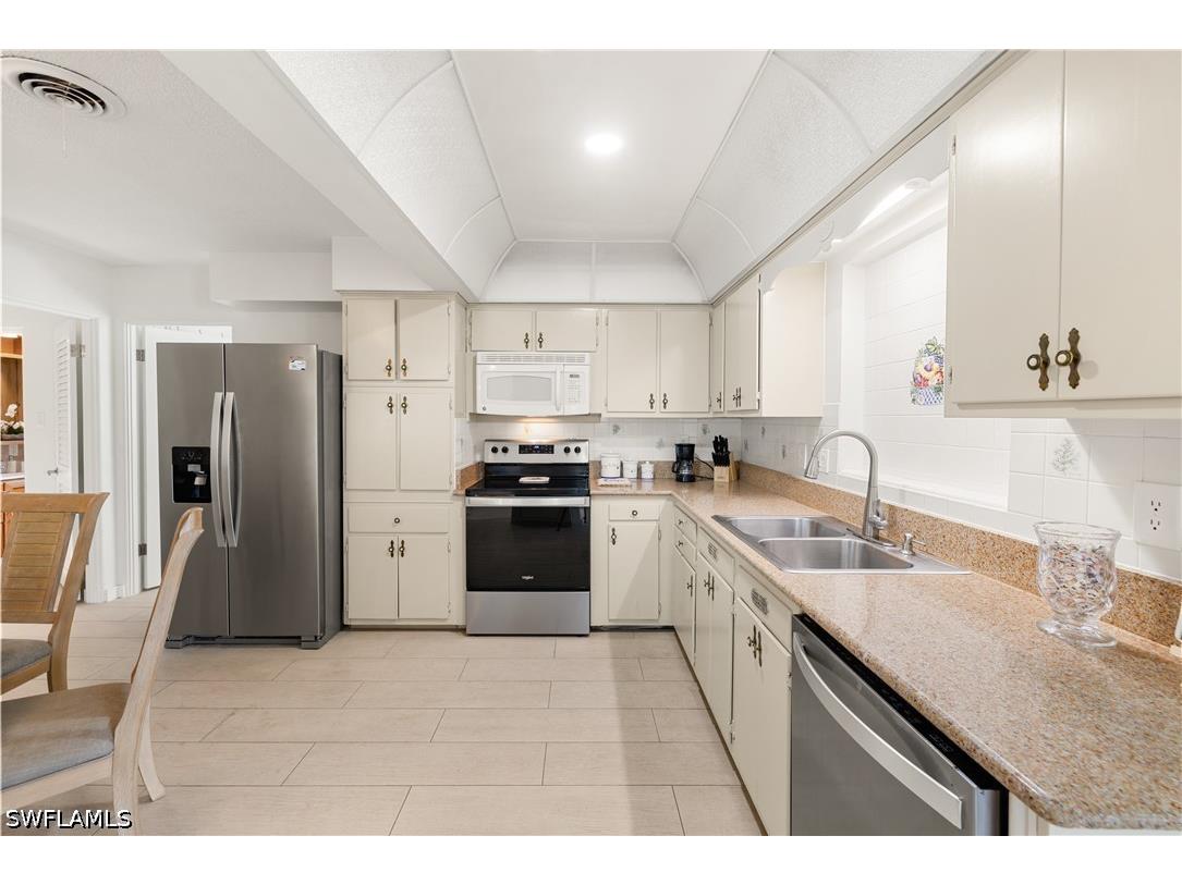 734 Sharar Court Cape Coral FL 33904 226017512 image7