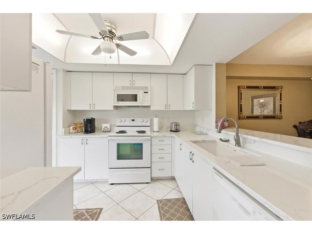 7340 Glenmoor Lane #3207 Naples FL 34104 226017227 image3