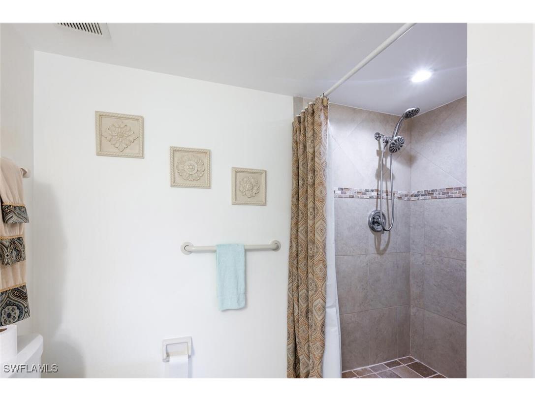 7340 Province Way #3210 Naples FL 34104 225070225 image17