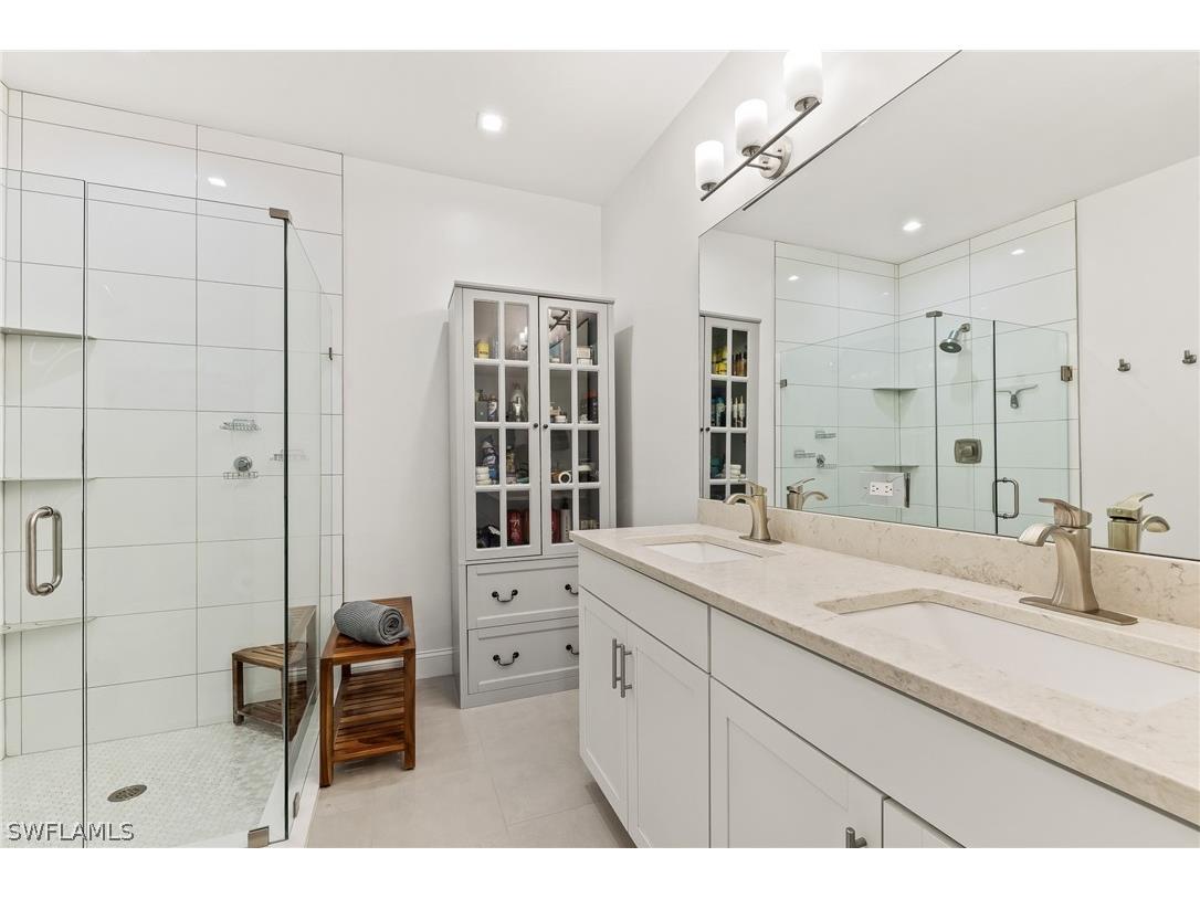 7344 Rockefeller Drive Naples FL 34119 226007805 image13