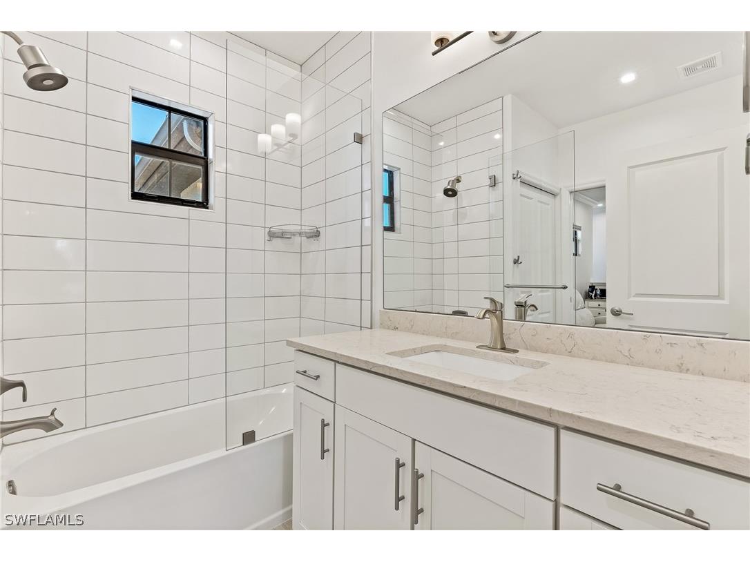 7344 Rockefeller Drive Naples FL 34119 226007805 image17