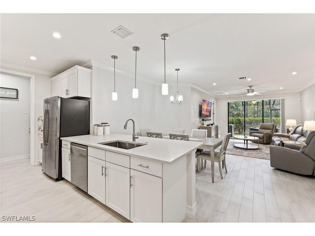 7344 Rockefeller Drive Naples FL 34119 226007805 image4
