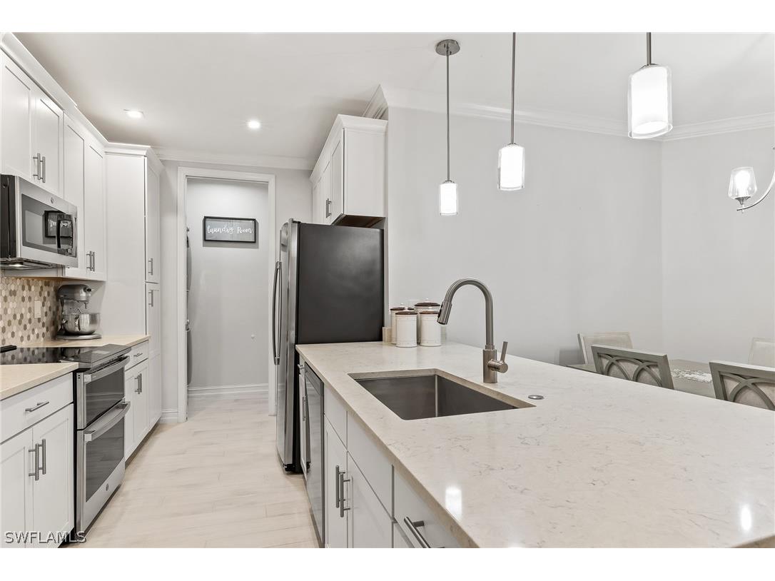 7344 Rockefeller Drive Naples FL 34119 226007805 image5
